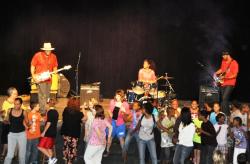 Students and teachers at the Good Hope School get down with The Homemade Jamz Blues Band. Students and teachers at the Good Hope School get down with The Homemade Jamz Blues Band.